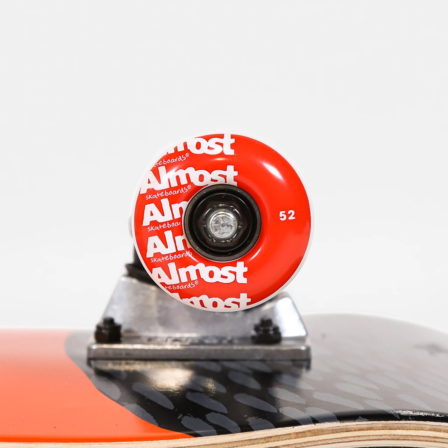 Skateboard Street ALMOST Radiate First Push Complete
