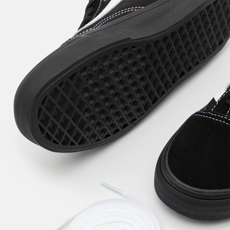 Chaussures VANS Old Skool Black True White