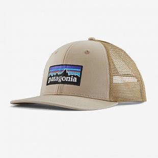 Casquette PATAGONIA P-6 Logo Trucker Oar Tan