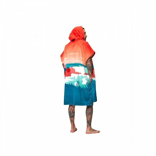 Poncho AFTER Destination Biarritz