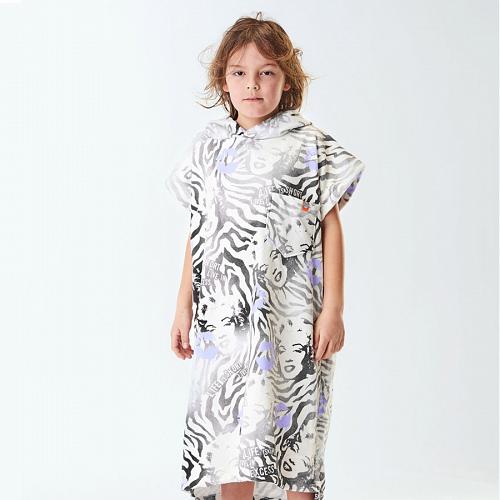 Poncho AFTER Kids Maud Le Car